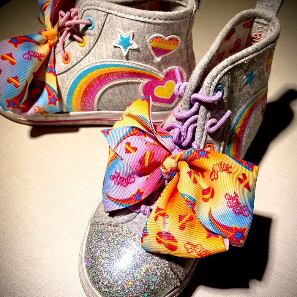 Jojo Siwa shoes, size youth 13